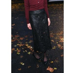 Zara Black Floral Lace Skirt